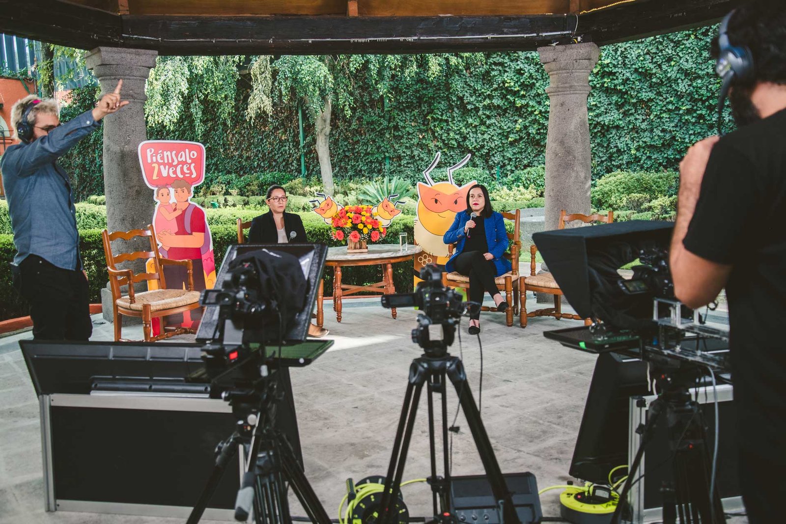 Nosotros Casa Decibel